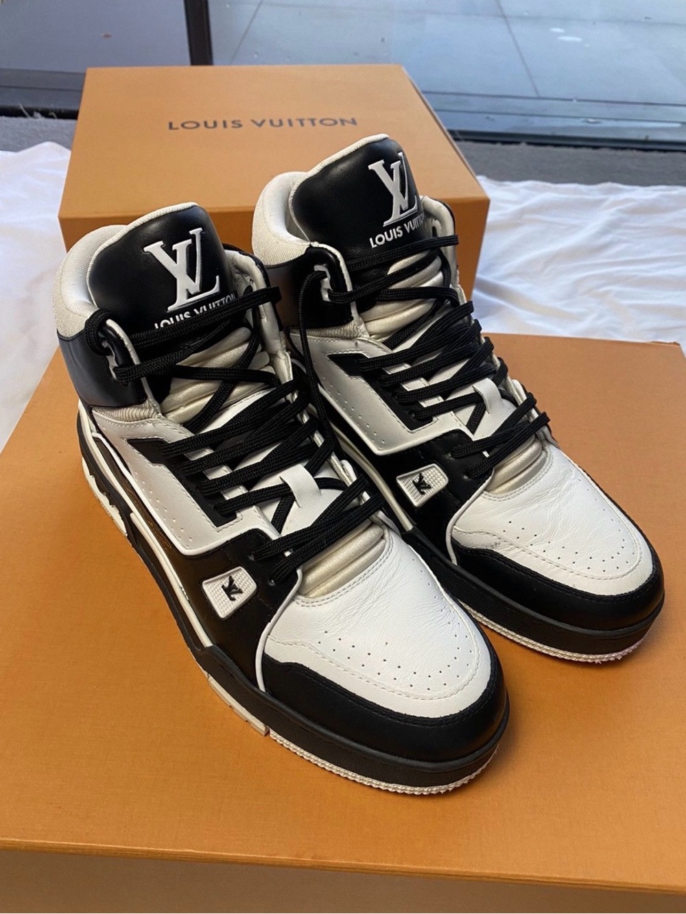 Louis Vuitton Men’s Black and White High-Top Sneakers with LV Logo